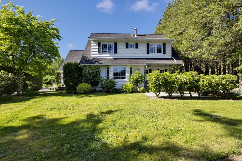 Rear yard and landscaping of a detached home in Langley BC